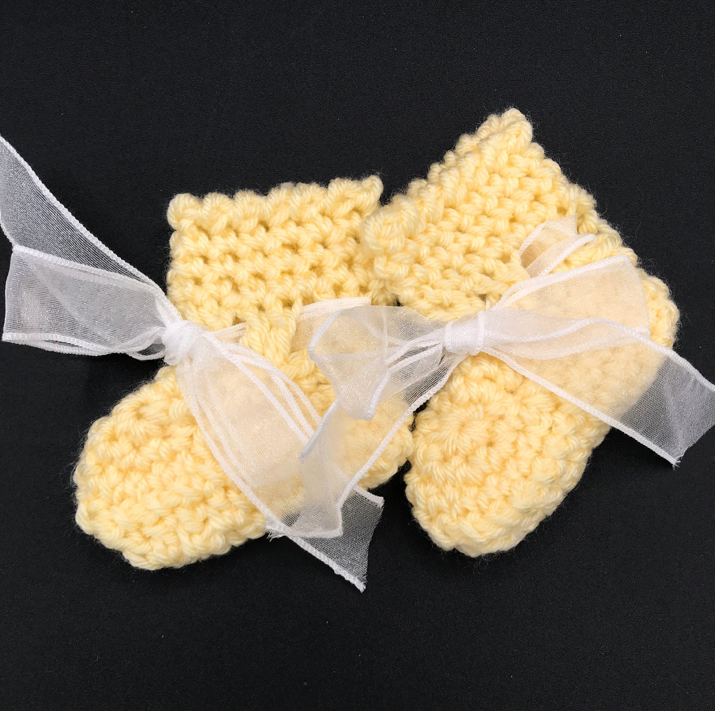 Heirloom Baby booties - Pastel Yellow