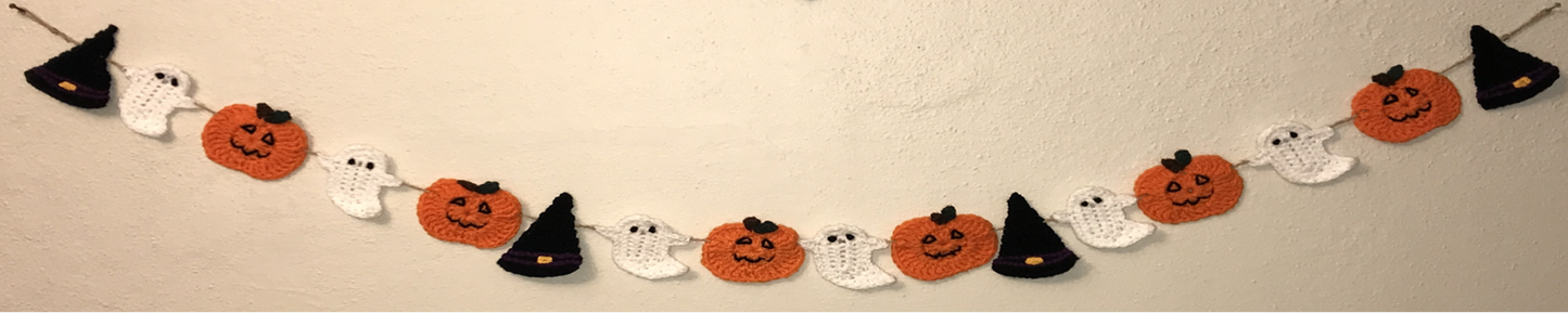 Heirloom Halloween Garland