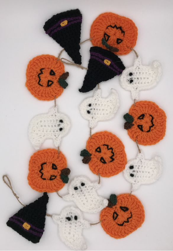 Heirloom Halloween Garland