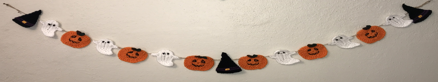 Heirloom Halloween Garland